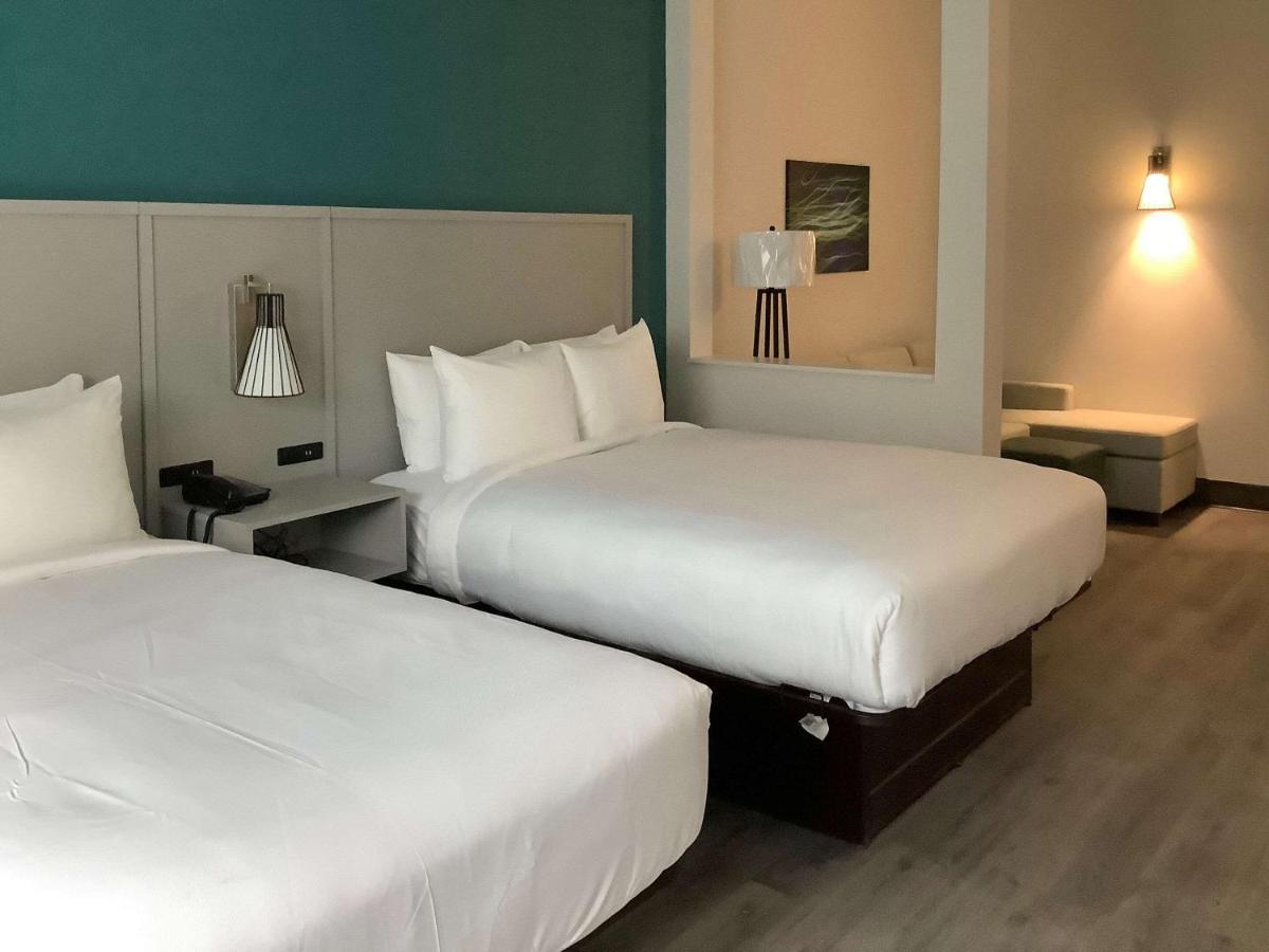 Comfort Suites Colorado Springs East - Medical Center Area Bagian luar foto