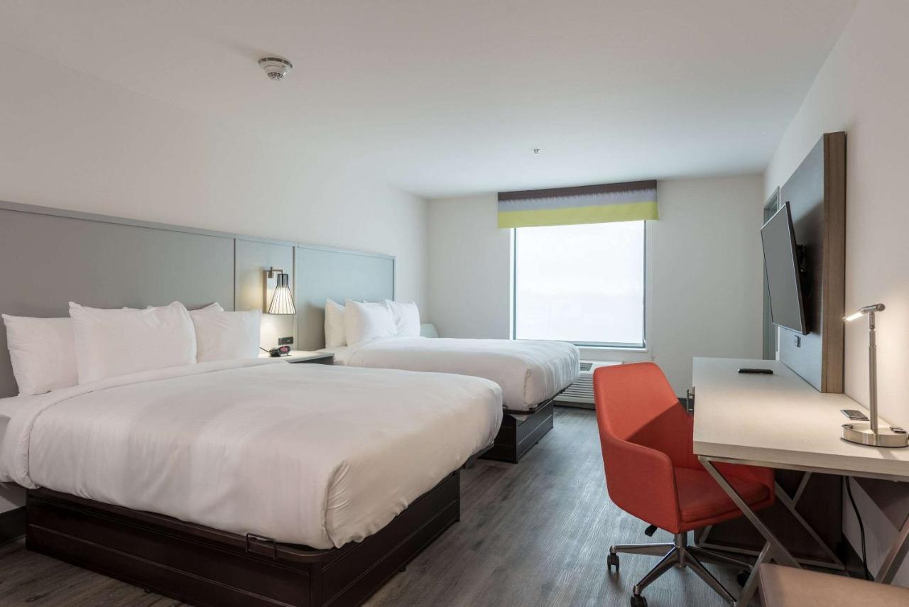 Comfort Suites Colorado Springs East - Medical Center Area Bagian luar foto
